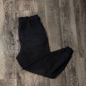 Lululemon Cinch Waist Cropped Joggers - Black - Size 12